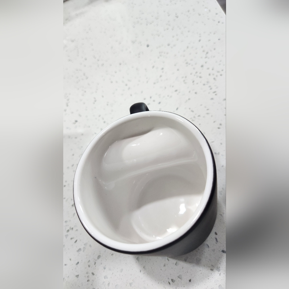 Hello Kitty Color Changing Coffee Mug - Picture 10 of 10